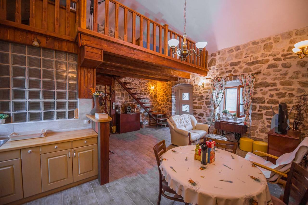 Mediteraneo Villa Kaluderovici エクステリア 写真