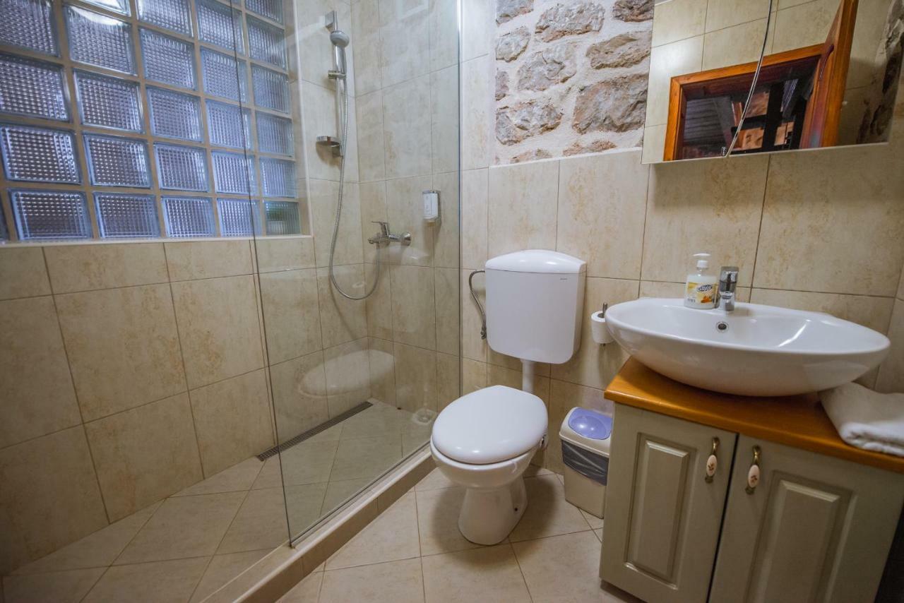 Mediteraneo Villa Kaluderovici エクステリア 写真